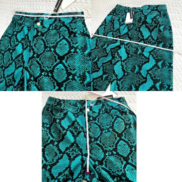 NWT SomethingNEW Kamala Wide Leg Snake Print Pants in Turquoise Blue Size 6 - Picture 11 of 15